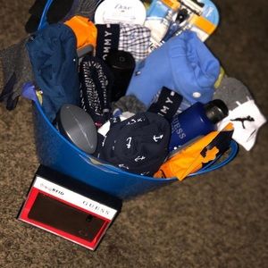 Tommy Hilfiger / Guess Basket